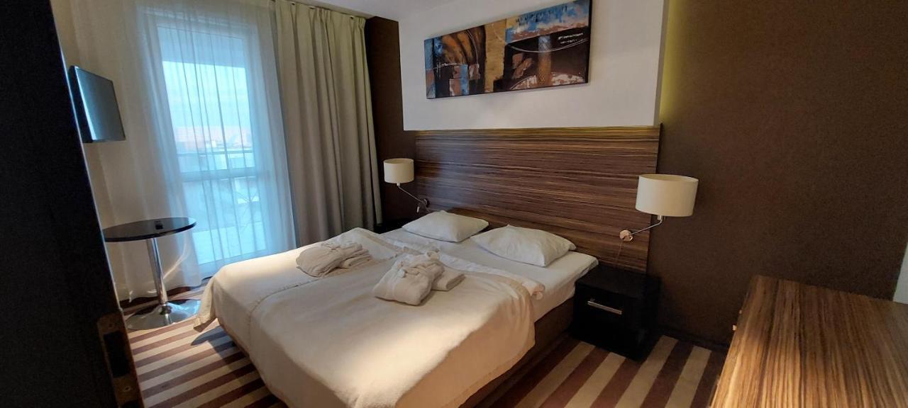 Apartament 2 Pokojowy Prywatny Z Aneksem Kuchennym W Hotelu Diva Kołobrzeg Esterno foto